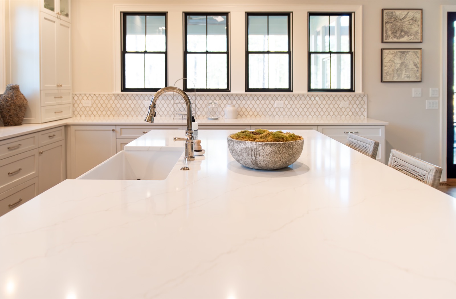 Bright kitchen with quartz countertops